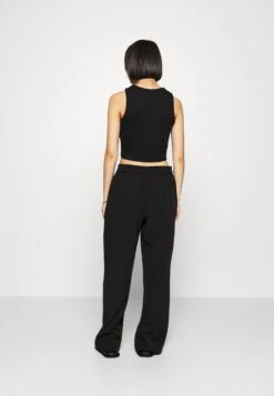 Pieces Petite Pcbossy Wide Pant - Broek - Black -Pieces 0a43a67104004bd0a04a65685f80a40d