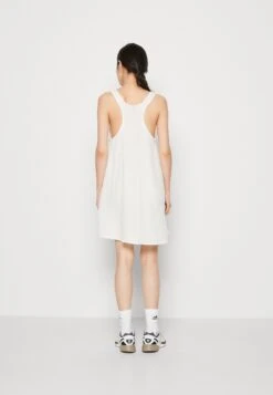 Pieces Pcstina Dress - Jurk - Cloud Dancer -Pieces 0b4db1b4b8254401929cc2a9a2e60232