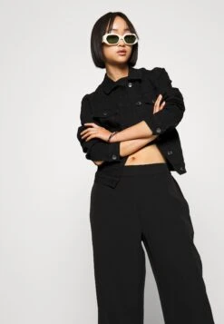 Pieces Petite Pcbossy Wide Pant - Broek - Black -Pieces 0b89053c234f4536bdfb3a68b34231ee