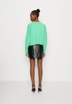 Pieces Pchesa O Neck Cropped - Trui - Irish Green -Pieces 132b76e62797463c9f15140a6fdacd5d