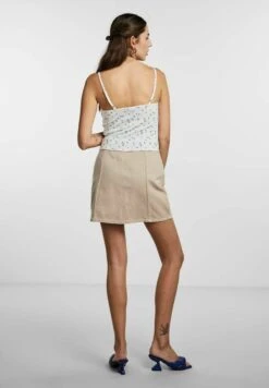 Pieces Pcliv - Kokerrok - White Pepper 10 Pieces Pcliv - Kokerrok - White Pepper -Pieces 1c679ec9a5954397a10bc13278221e2e