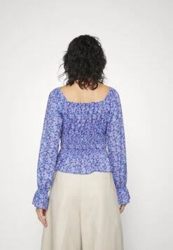Pieces Petite Pcgweno Squre Neck- Longsleeve - Granada Sky/Vista Blue -Pieces 1ea45e9a83ef458c909ba11f7da2c554
