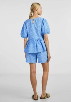 Pieces Mit Kurzen Ärmeln Pcheart - Blouse - Cornflower Blue -Pieces 1f4e8a12dd0b4bf5b4a5b900f3cd26ca