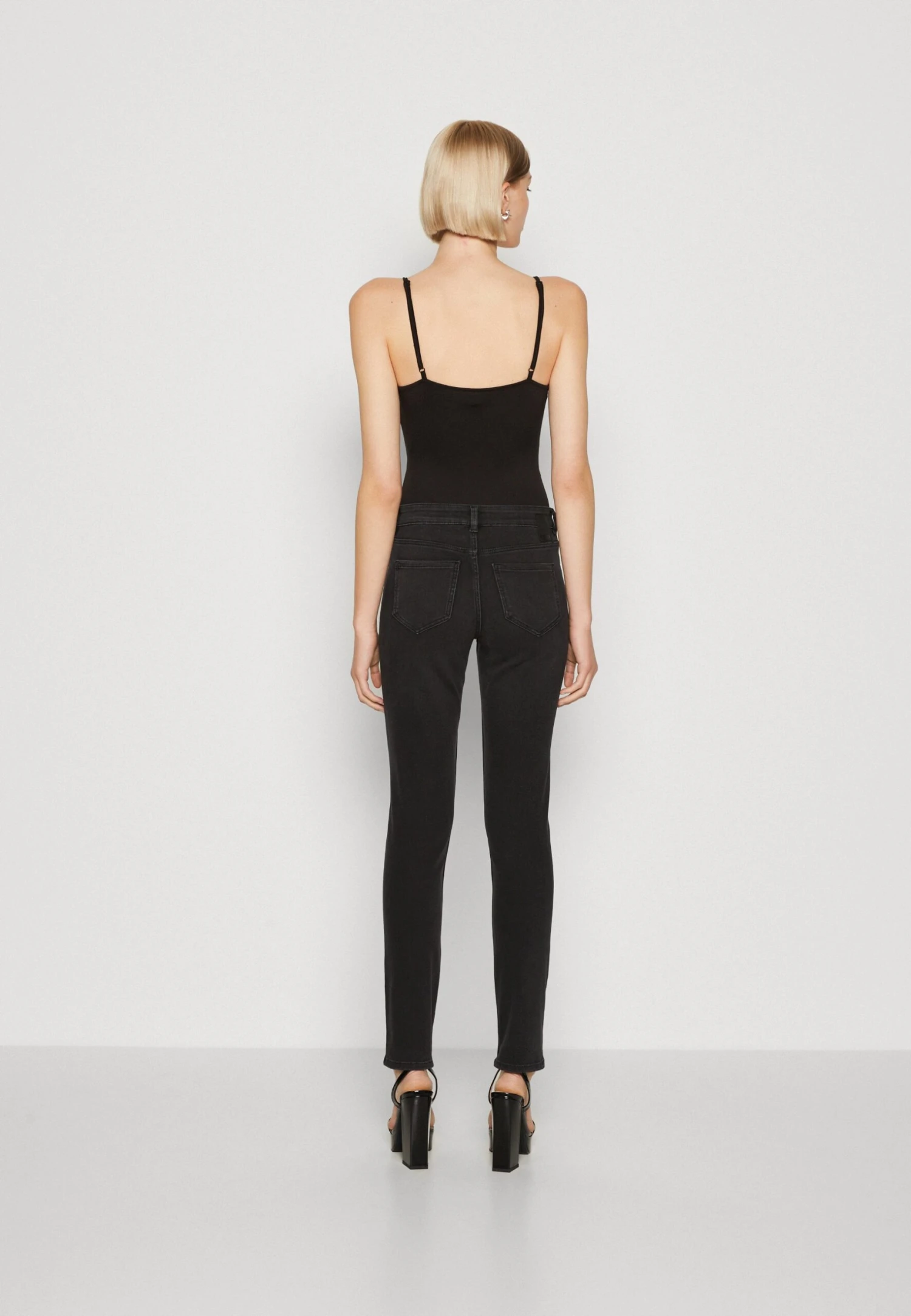 Pieces Pcnunna - Slim Fit Jeans - Dark Grey Denim 5 Pieces Pcnunna - Slim Fit Jeans - Dark Grey Denim - Afbeelding 3