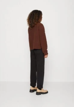 Pieces Pccarmello Jacket - Fleecejas - Chicory Coffee -Pieces 26ba38ff15304bb99a2222365280ea14