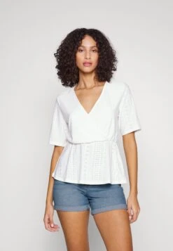 Jeansshort - Light Blue Denim 13 Jeansshort - Light Blue Denim -Pieces 2fe265248cbe499ba3352cc206d1e7c7