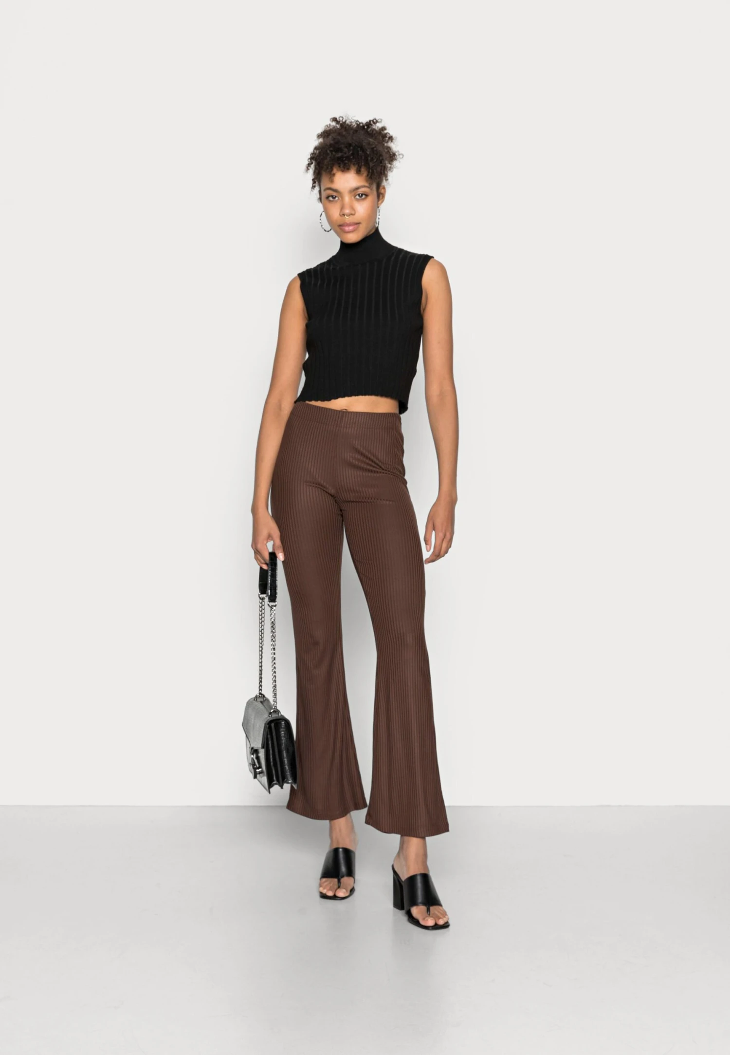 Pieces Pctoppy Pant - Legging - Chicory Coffee 4 Pieces Pctoppy Pant - Legging - Chicory Coffee - Afbeelding 2