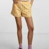 Pieces Pcletty - Shorts - Banana -Pieces 33d25b8771d842879c9645684be84f5a