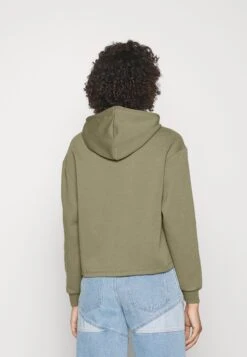 Pieces Pcchilli Hoodie - Hoodie - Deep Lichen Green -Pieces 3487841d01c84f6e967286cf59a7bcd7