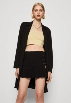 Pieces Pcnula Blazer - Halflange Jas - Black 11 Pieces Pcnula Blazer - Halflange Jas - Black -Pieces 36202766a6e642bba0875cd09bd0e499