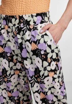 Pieces Mit Weitem Bein Pcmoana - Broek - Black -Pieces 399ce6ef5233464aa94d819ba63a753f