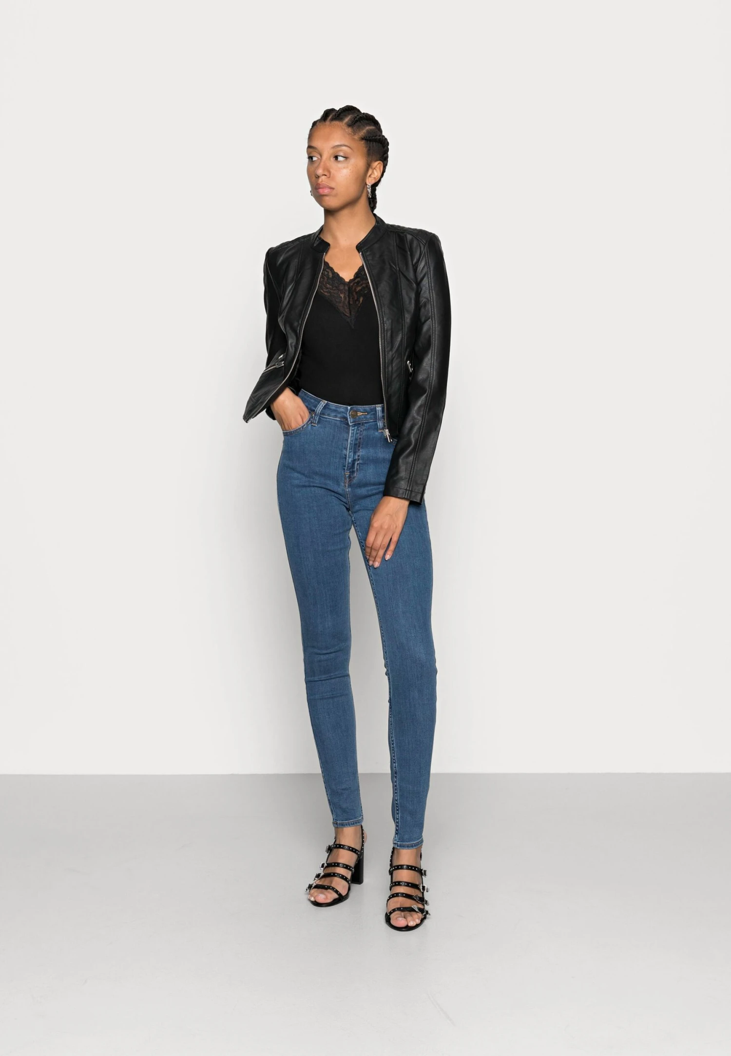 Pieces Pcsiri - Longsleeve - Black 4 Pieces Pcsiri - Longsleeve - Black - Afbeelding 2