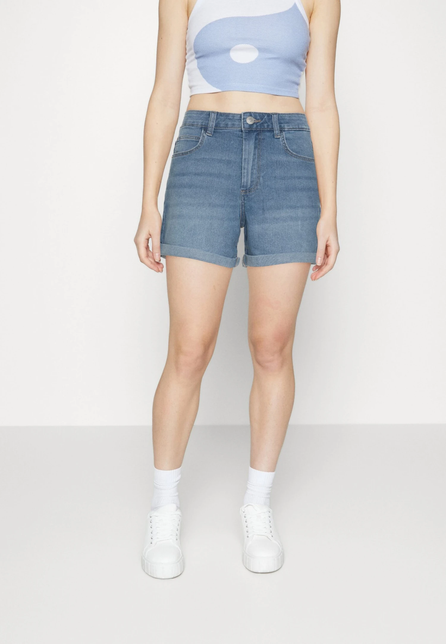 Pieces Pcpeggy - Jeansshort - Light Blue Denim 3 Pieces Pcpeggy - Jeansshort - Light Blue Denim