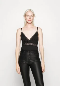 Pcsynne- Body - Black