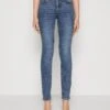 Pieces Pcnunna - Slim Fit Jeans - Medium Blue Denim -Pieces 45a5e3d0521945f78e9d95584d7e30fc