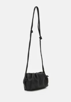 Pieces Pcotana Crossbody Bag - Schoudertas - Black 7 Pieces Pcotana Crossbody Bag - Schoudertas - Black -Pieces 46d8623d74c04e46b3edcff0e7863e1a