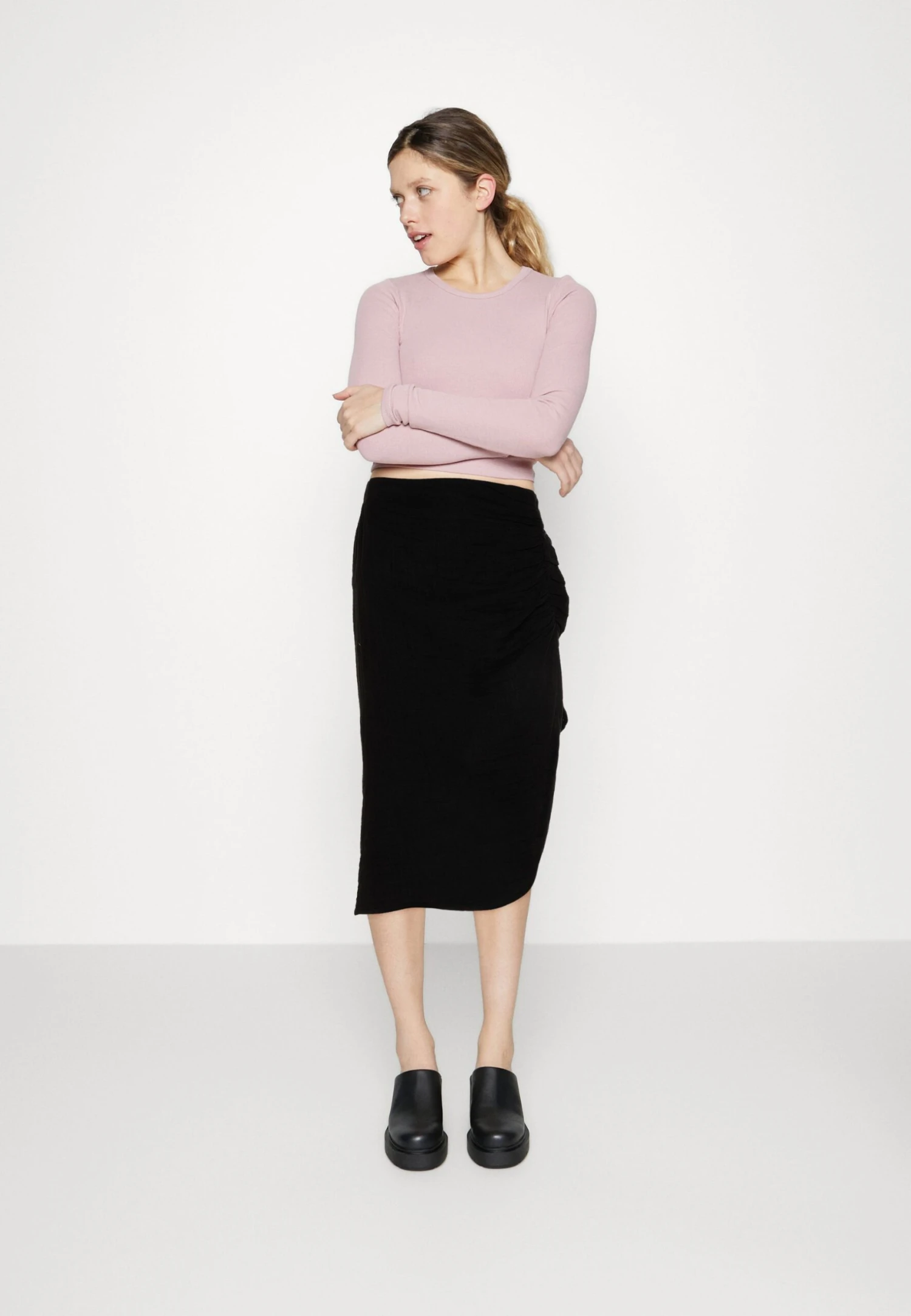 Pieces Pcstina High Slit Skirt - Kokerrok - Black 4 Pieces Pcstina High Slit Skirt - Kokerrok - Black - Afbeelding 2