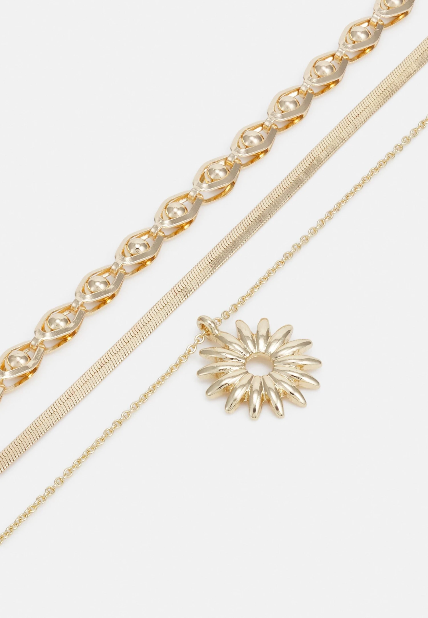 Pieces Pcoliva Necklace 3 Pack - Ketting - Gold-Coloured 5 Pieces Pcoliva Necklace 3 Pack - Ketting - Gold-Coloured - Afbeelding 3