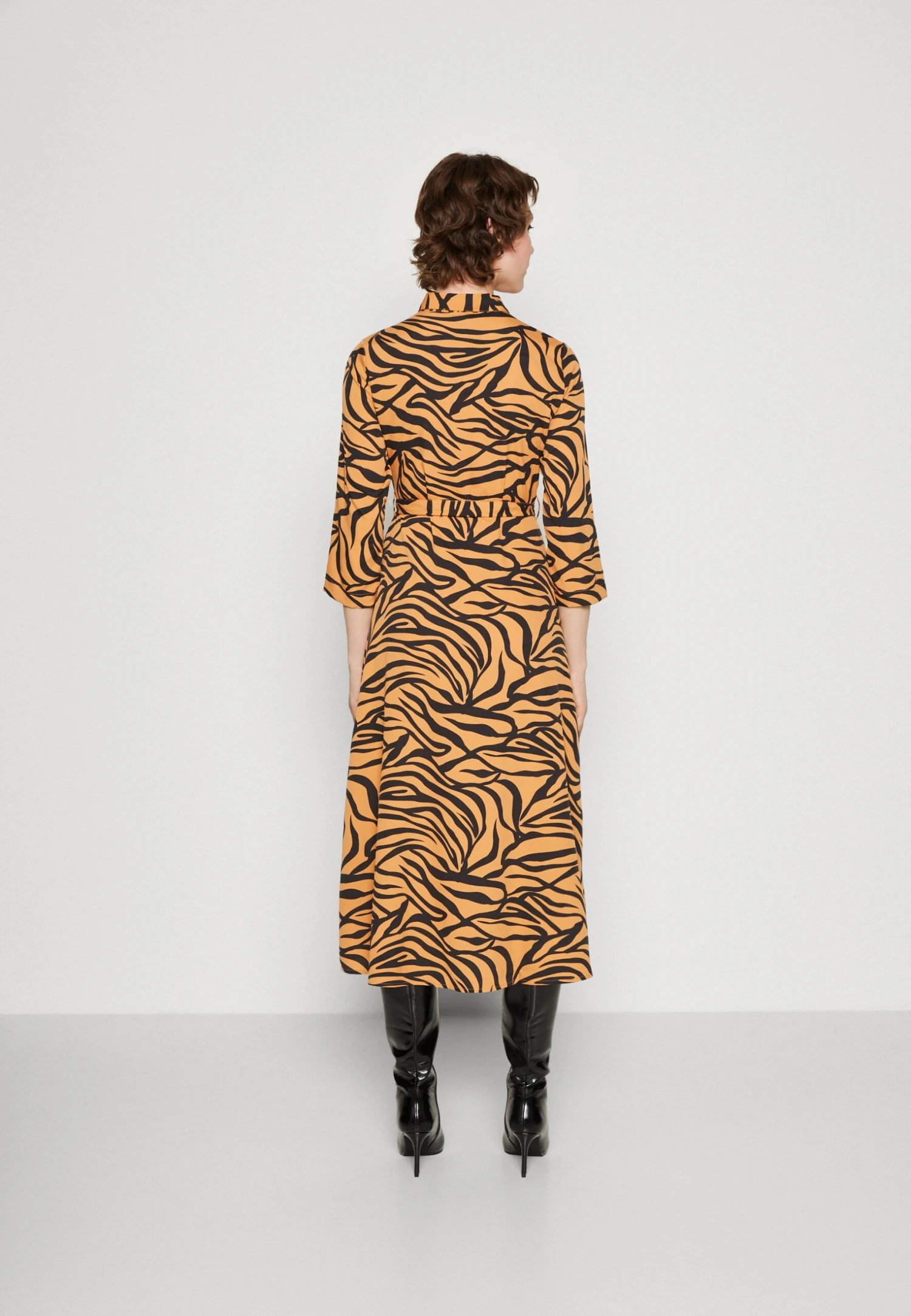 Pieces Pcnadine Midi Shirt Dress- Blousejurk - Biscuit 5 Pieces Pcnadine Midi Shirt Dress- Blousejurk - Biscuit - Afbeelding 3