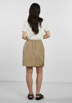 Pieces Minirok - Irish Cream -Pieces 53ae7fe1d3664549917dd91b087462ac