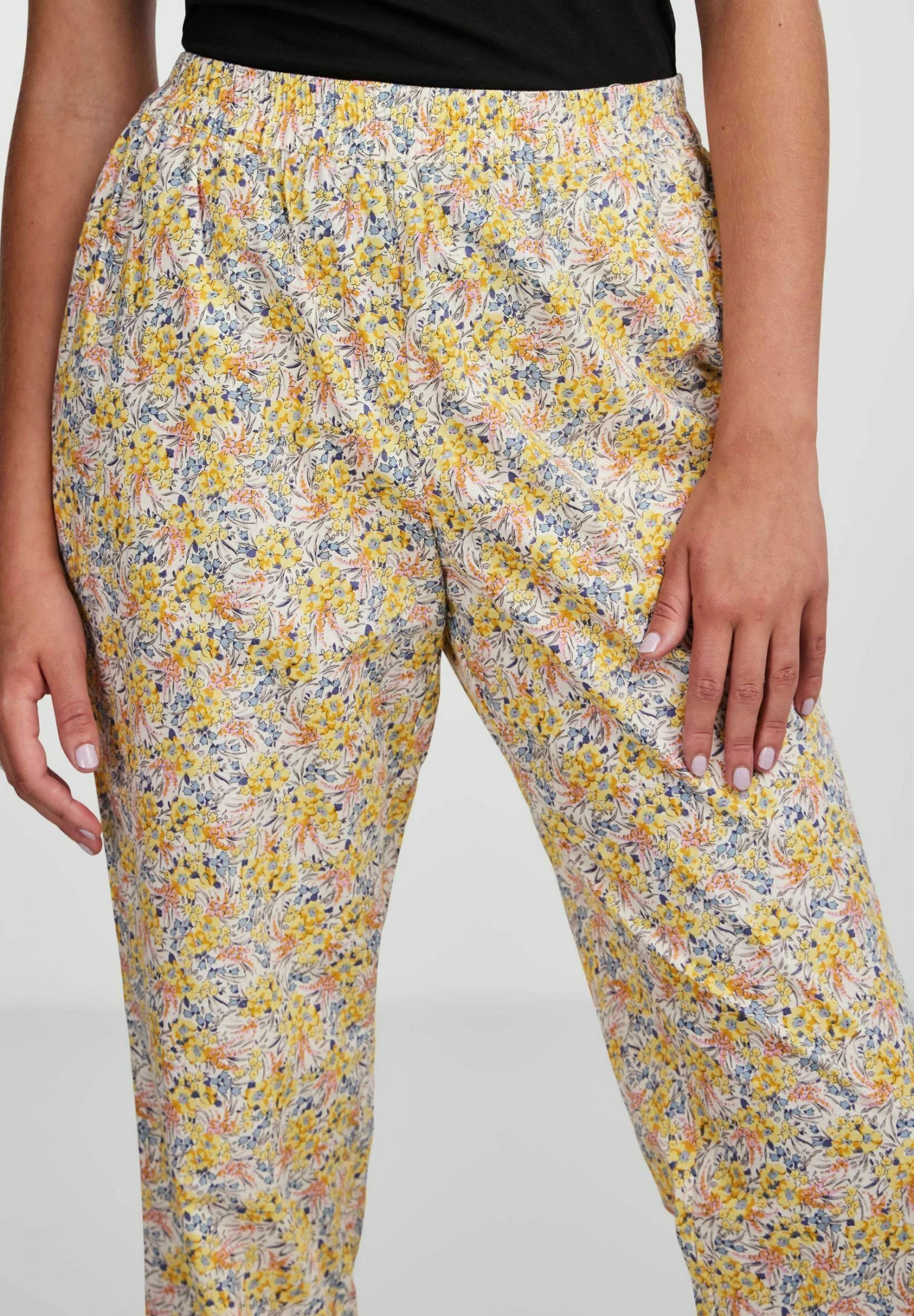 Pieces Straight Leg Pcjalisa - Broek - Cloud Dancer 6 Pieces Straight Leg Pcjalisa - Broek - Cloud Dancer - Afbeelding 4