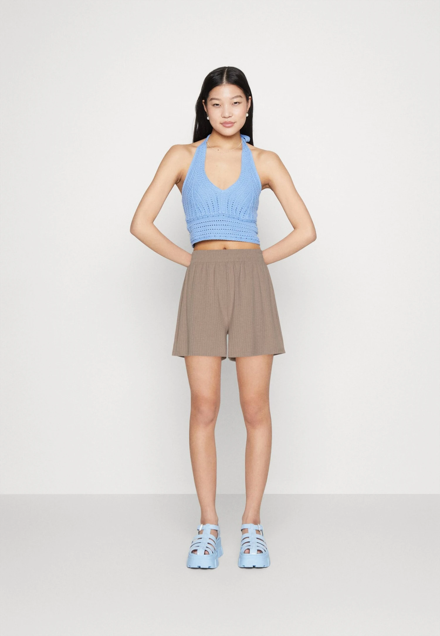 Pieces Pckylie- Shorts - Beige 4 Pieces Pckylie- Shorts - Beige - Afbeelding 2