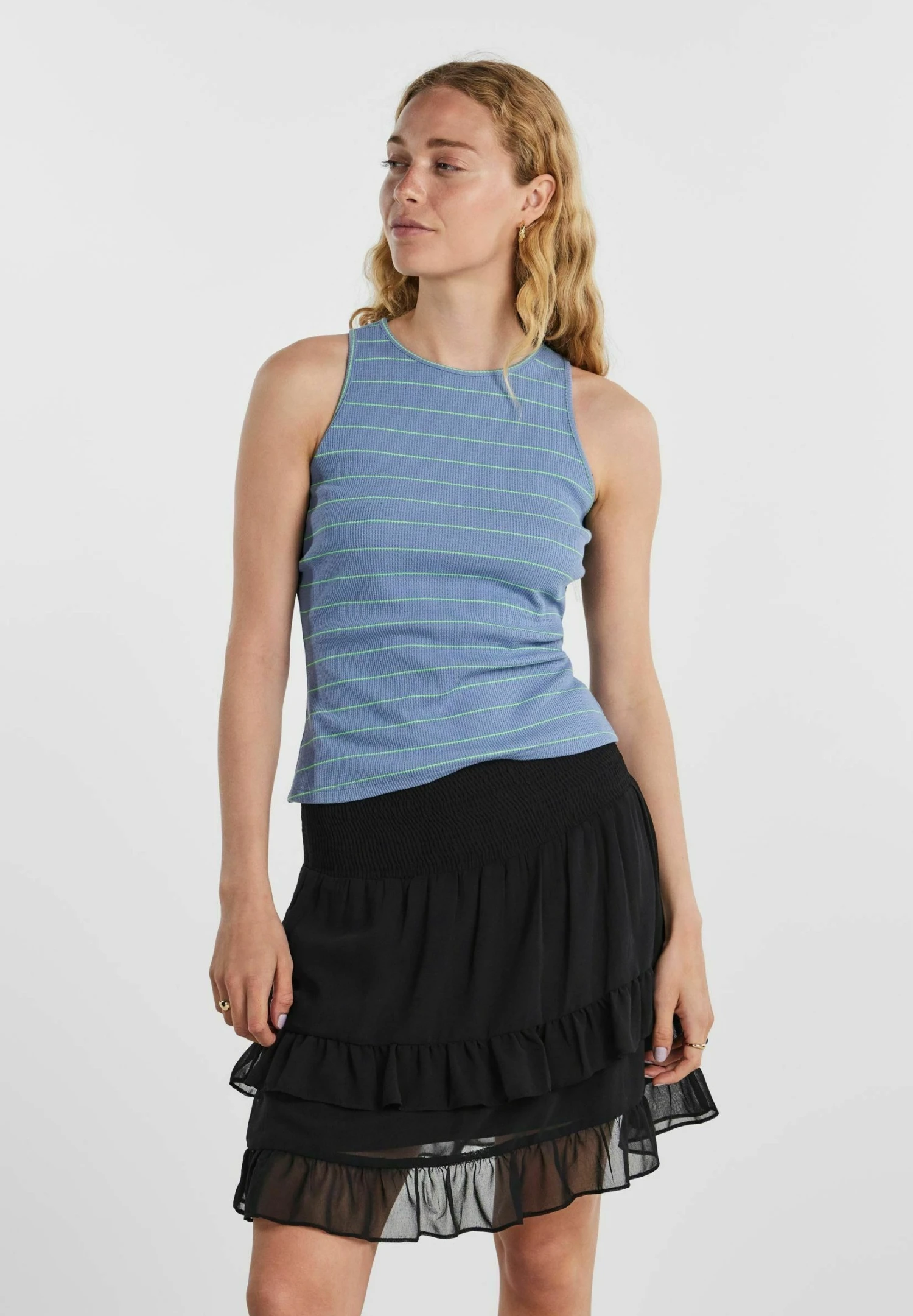 Pieces Marcel - Top - Cornflower Blue 3 Pieces Marcel - Top - Cornflower Blue