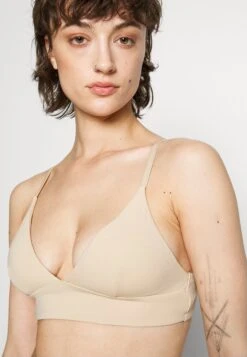 Pieces Pcnamee Noos - Triangel Bh - Nude 11 Pieces Pcnamee Noos - Triangel Bh - Nude -Pieces 5e4213f7a93344bf8c6c23cdc06efcb4