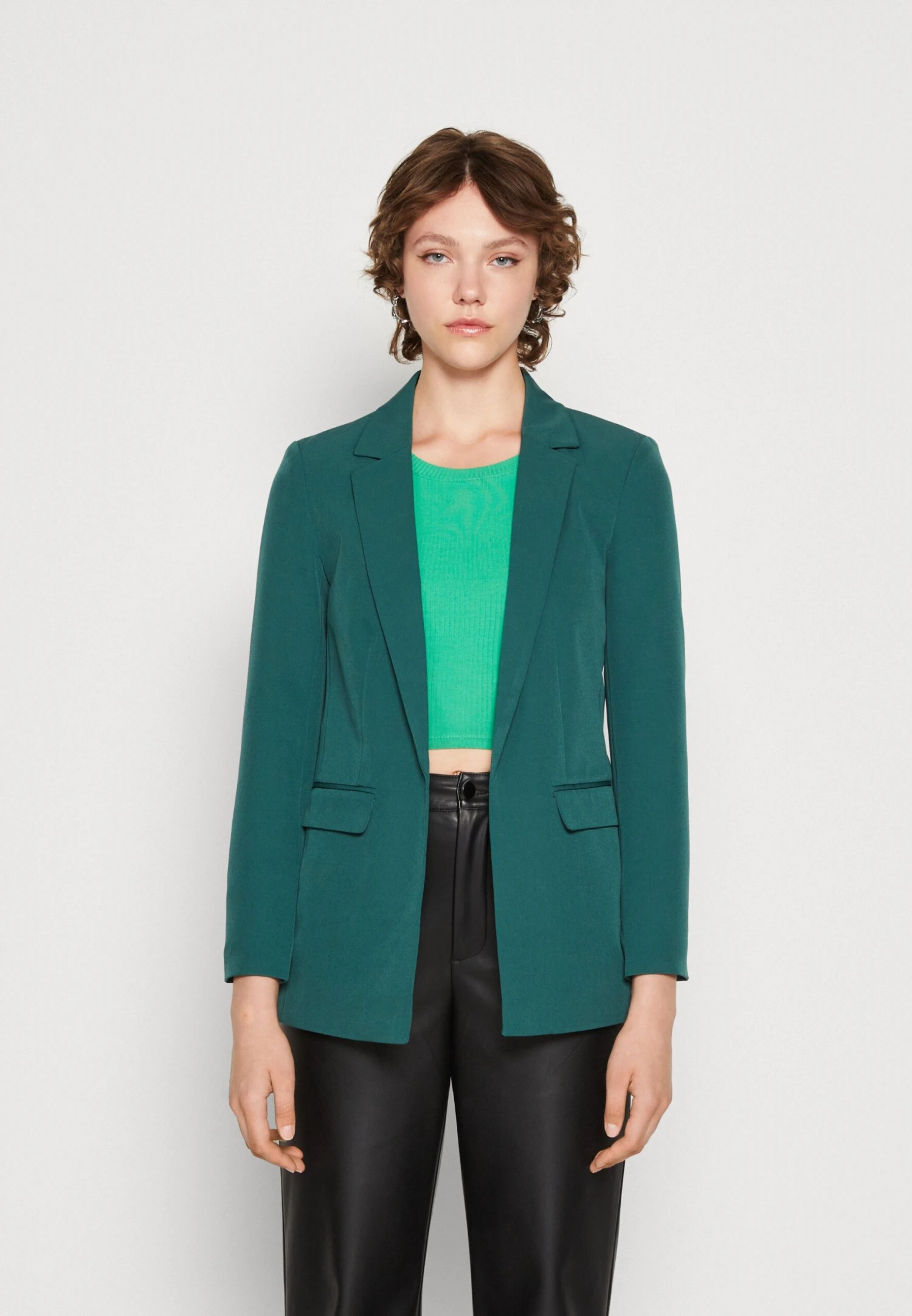 Pieces Pcbossy Ls Noos - Halflange Jas - Trekking Green 3 Pieces Pcbossy Ls Noos - Halflange Jas - Trekking Green