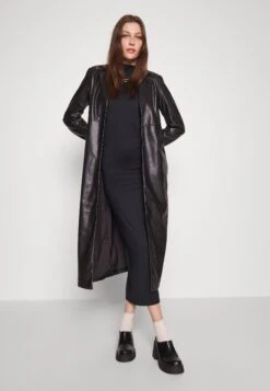 Pcnala High Neck Dress - Jurk - Black -Pieces 5fe514310206451d8b514f4aed10c3c5