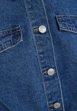 Pieces Pctessie - Spijkerjas - Medium Blue Denim -Pieces 665c31340e4a4a2dace325b1d4ada5c6
