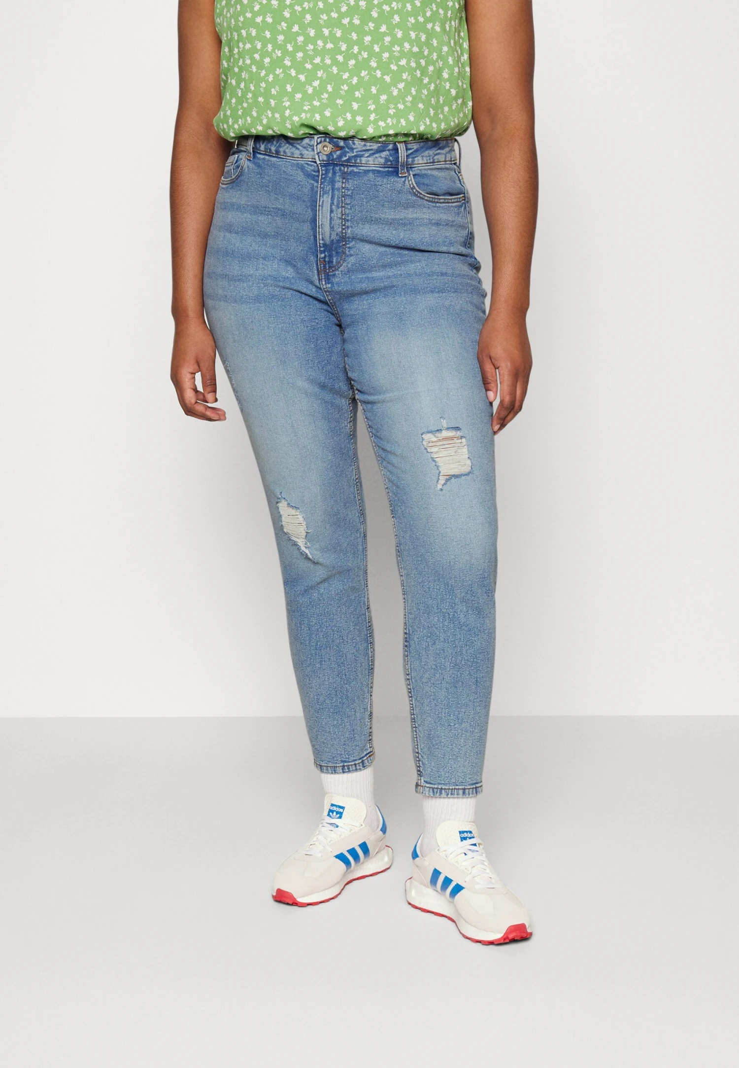 Pckesia Mom Ank- Slim Fit Jeans - Light Blue Denim 3 Pckesia Mom Ank- Slim Fit Jeans - Light Blue Denim