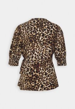 Pieces Pctala 2/4 Wrap Noos Bc - Blouse - Indian Tan 13 Pieces Pctala 2/4 Wrap Noos Bc - Blouse - Indian Tan -Pieces 6faa2e6eb106442db1303984ec311475