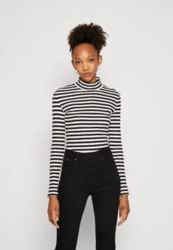 Pieces Pcruka T-Neck - Longsleeve - Cloud Dancer/Black