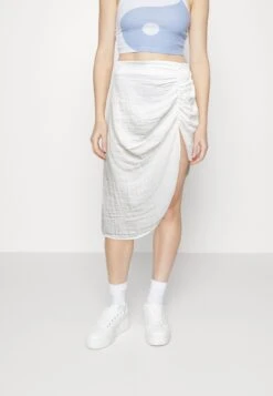 Pieces Pcstina High Slit Skirt - Kokerrok - Cloud Dancer