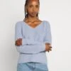 Pieces Pcellen V-Neck- Trui - Blue 1 Pieces Pcellen V-Neck- Trui - Blue -Pieces 78ab7251c99244b193c41400371f3c79