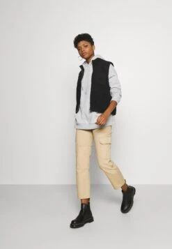 Pieces Pcsadie Vest - Bodywarmer - Black -Pieces 79befaf5db524eb08a84ce75f3054046