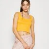 Pieces Pcnukisa Cropped Tank - Top - Mock Orange -Pieces 7b8f14e666c34b6caad4acf19c2634fd