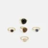 Pieces Pcdomina 5 Pack - Ring - Gold-Coloured/Multi -Pieces 7fcf8222adb3404395846ac2cb5ef8ec
