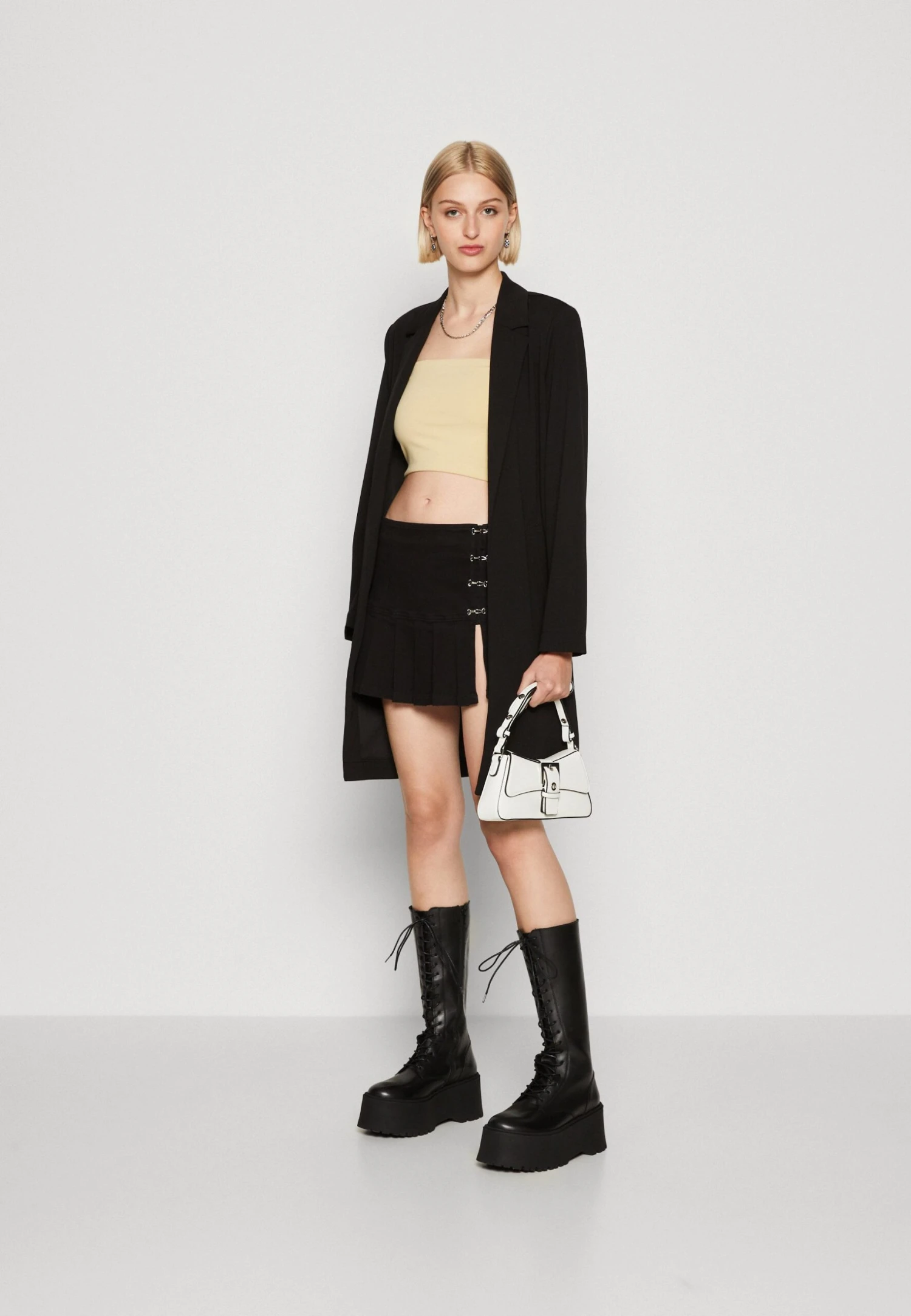 Pieces Pcnula Blazer - Halflange Jas - Black 4 Pieces Pcnula Blazer - Halflange Jas - Black - Afbeelding 2