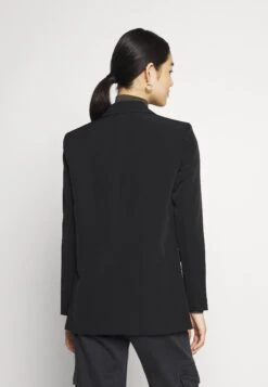 Pieces Pcbossy Ls Noos - Halflange Jas - Black -Pieces 835e1d73088941dd854005fc32c56ee1