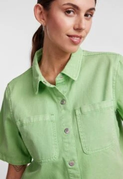 Pieces Pcblume- Overhemdblouse - Absinthe Green -Pieces 8eb19423c3e64fb887915c67f9f374f4