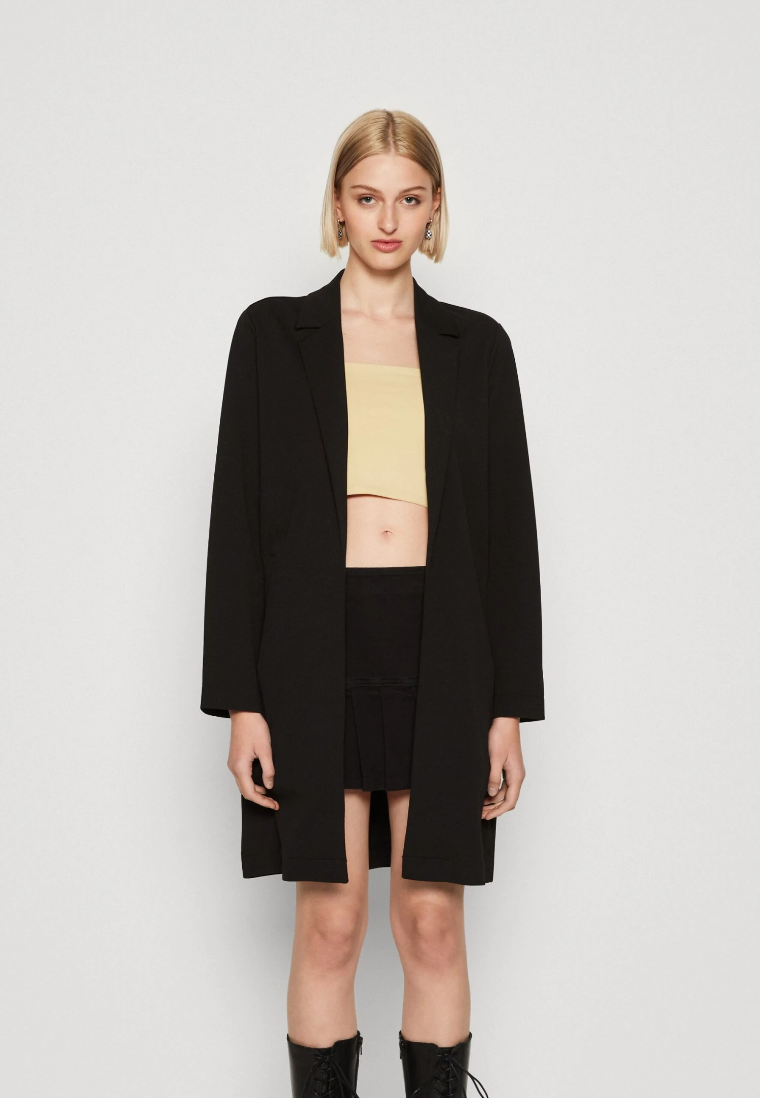 Pieces Pcnula Blazer - Halflange Jas - Black 3 Pieces Pcnula Blazer - Halflange Jas - Black