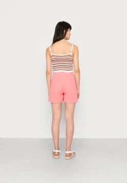 Pieces Tina Hw Bc Sww - Shorts - Strawberry Pink 9 Pieces Tina Hw Bc Sww - Shorts - Strawberry Pink -Pieces 955bef2c2dde4dd7bee73841fb27a861