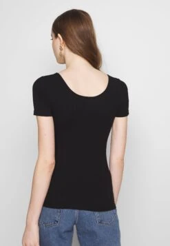 Pieces Noos- T-Shirt Print - Black -Pieces 999db6ea1b744ccfa3349b1664d6d458