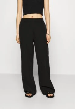 Pieces Petite Pcbossy Wide Pant - Broek - Black