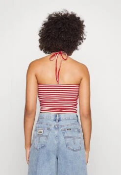 Pieces Pclaya Cropped Tie Tube - Top - High Risk Red/Bright White 9 Pieces Pclaya Cropped Tie Tube - Top - High Risk Red/Bright White -Pieces 9d822c52067c46c2b9f3a00e952f73af