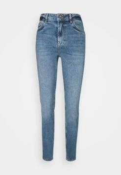 Pieces Pcleah Mom - Relaxed Fit Jeans - Medium Blue Denim -Pieces 9fb048b0908b4aa0a80eb21d6267109b