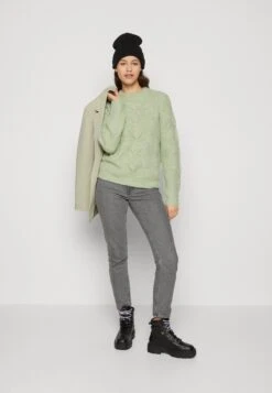 Pieces Pclenora - Trui - Swamp 9 Pieces Pclenora - Trui - Swamp -Pieces 9fc9603757c447969f7ba7e0ea5ef0eb