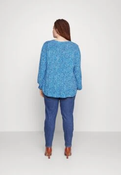 Pckesia Mom - Jeans Tapered Fit - Dark Blue Denim -Pieces ae22c2d9282c4ff38e54a41cfc26d752